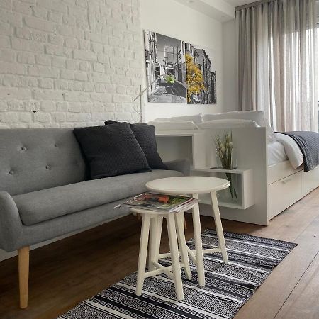 Enjoy B-52 Studio Belgrade Luaran gambar